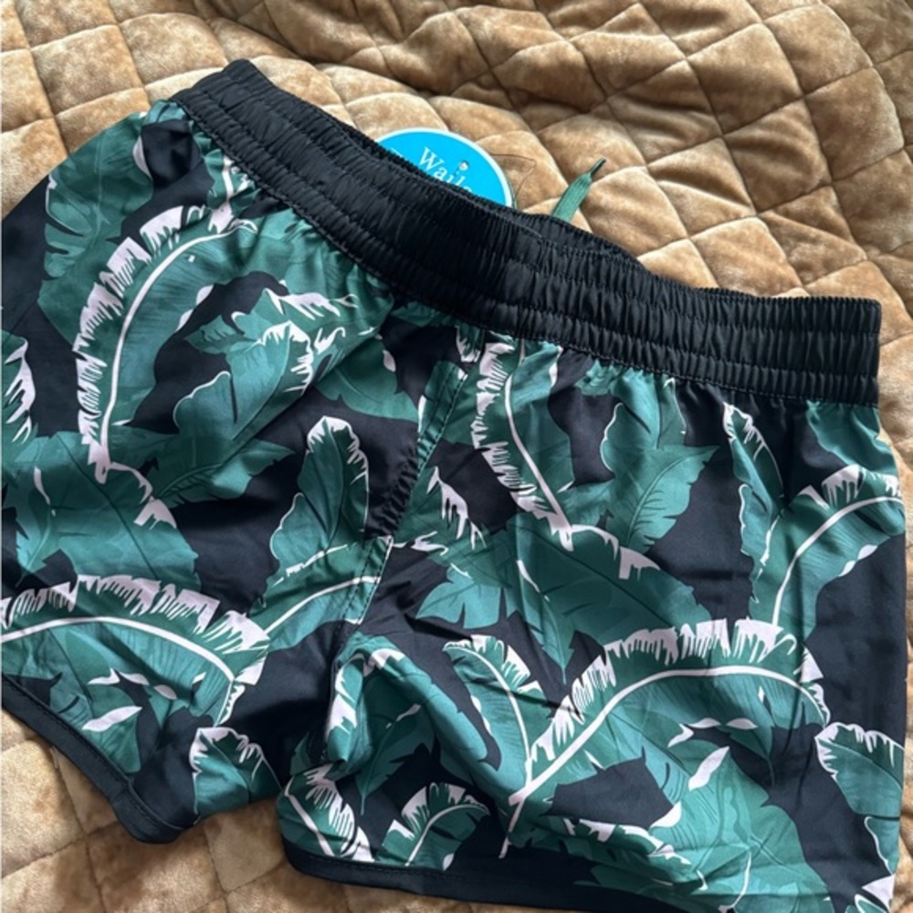 WAILOA SURF board shirts 🌴” live aloha” see pic for all the design details!!